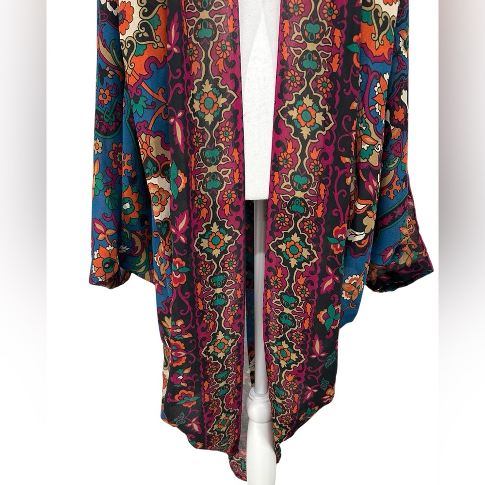 Unique Pattern Cocoon Wrap / One Size - image 4